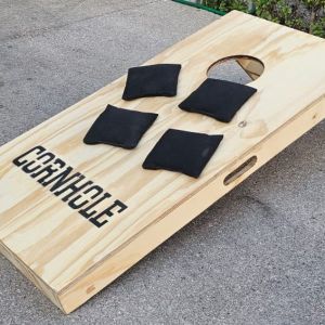 Juego De Cornhole Semiprofesional Con 2 Tableros Y 12 Sacos.