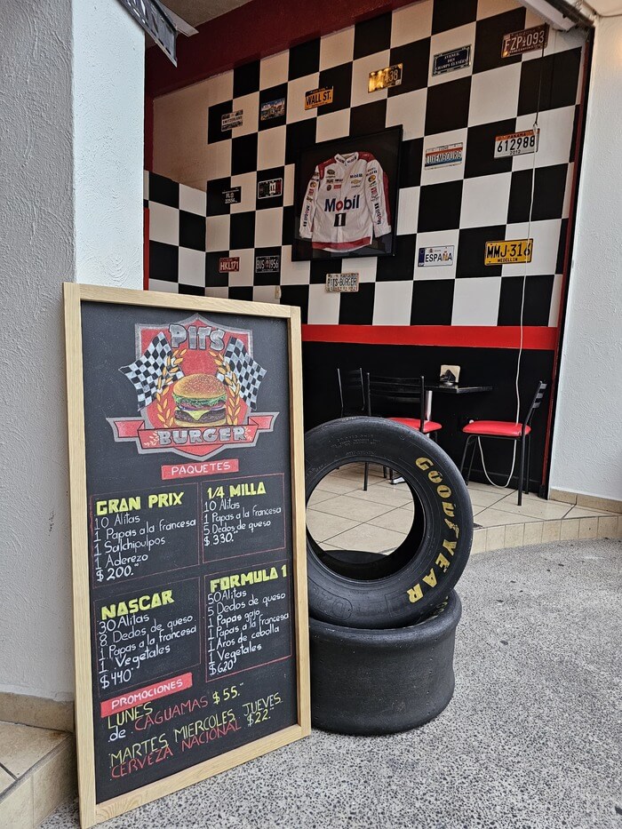 Pizarrón colgante de 100×60 cm